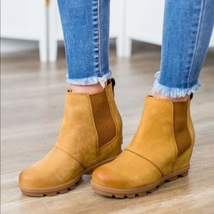 Sorel Joan of Arctic Chelsea Boot